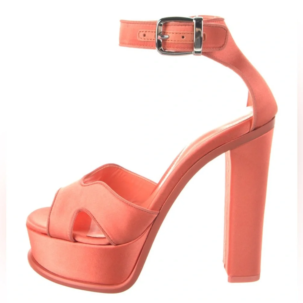 FINAL SALE🤍ALEXANDER MCQUEEN apricot satin heeled sandals ❤️ - Picture 6 of 16